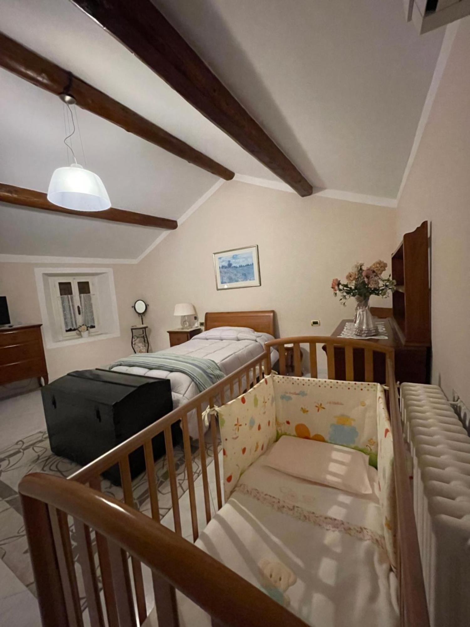 Mazzetti Country House-Vita In Campagna Con Giardino Vimignano-Chiesa Ngoại thất bức ảnh