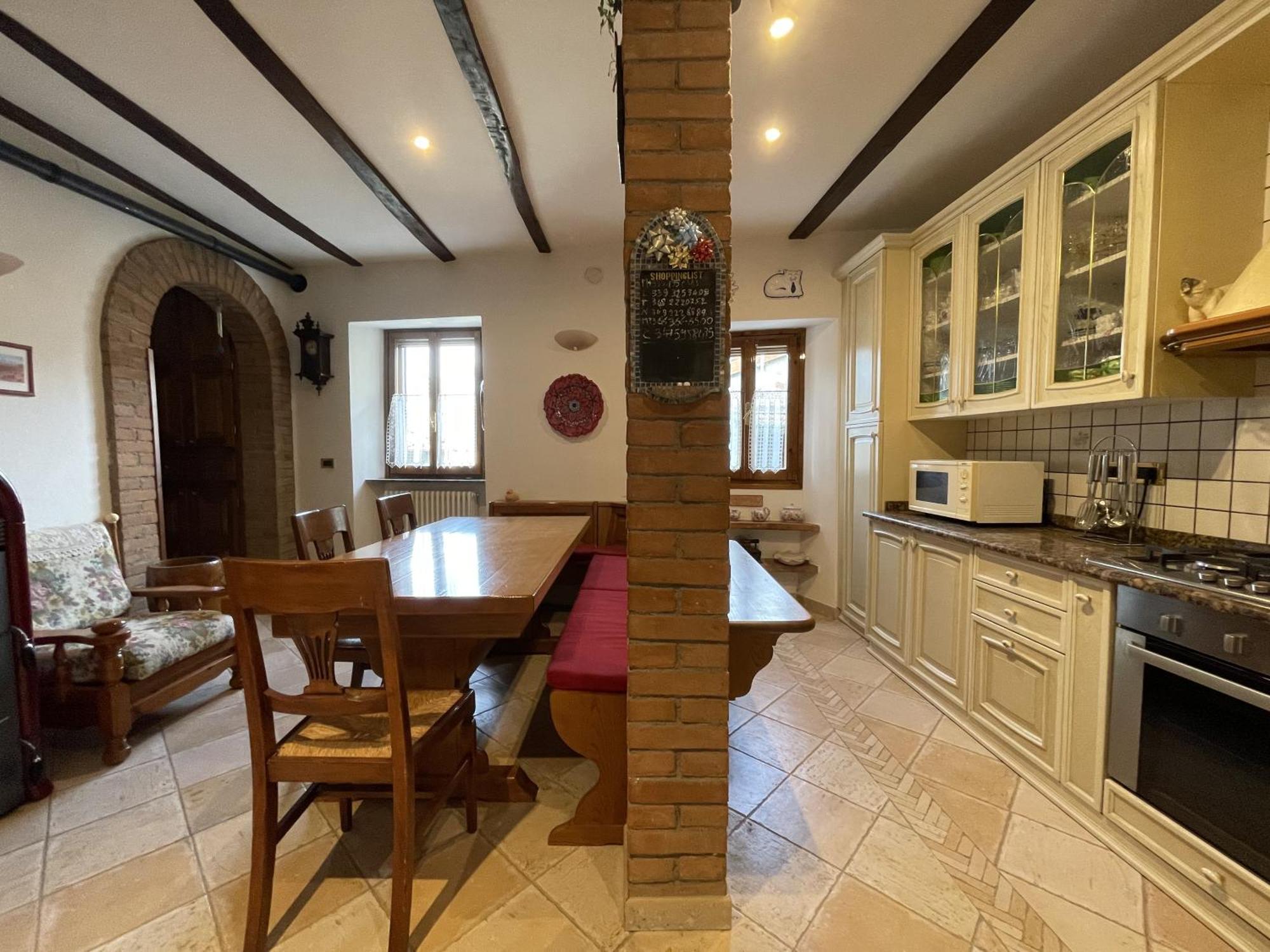Mazzetti Country House-Vita In Campagna Con Giardino Vimignano-Chiesa Ngoại thất bức ảnh