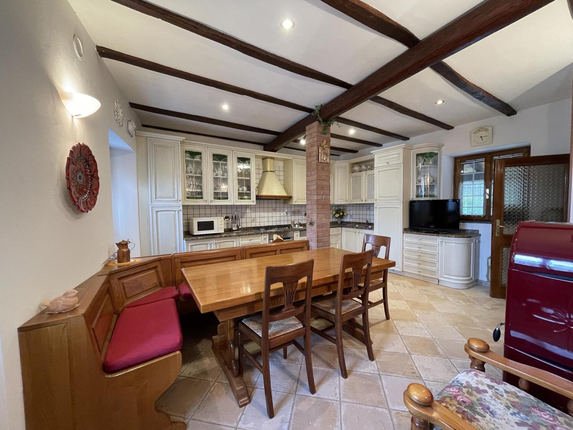 Mazzetti Country House-Vita In Campagna Con Giardino Vimignano-Chiesa Ngoại thất bức ảnh