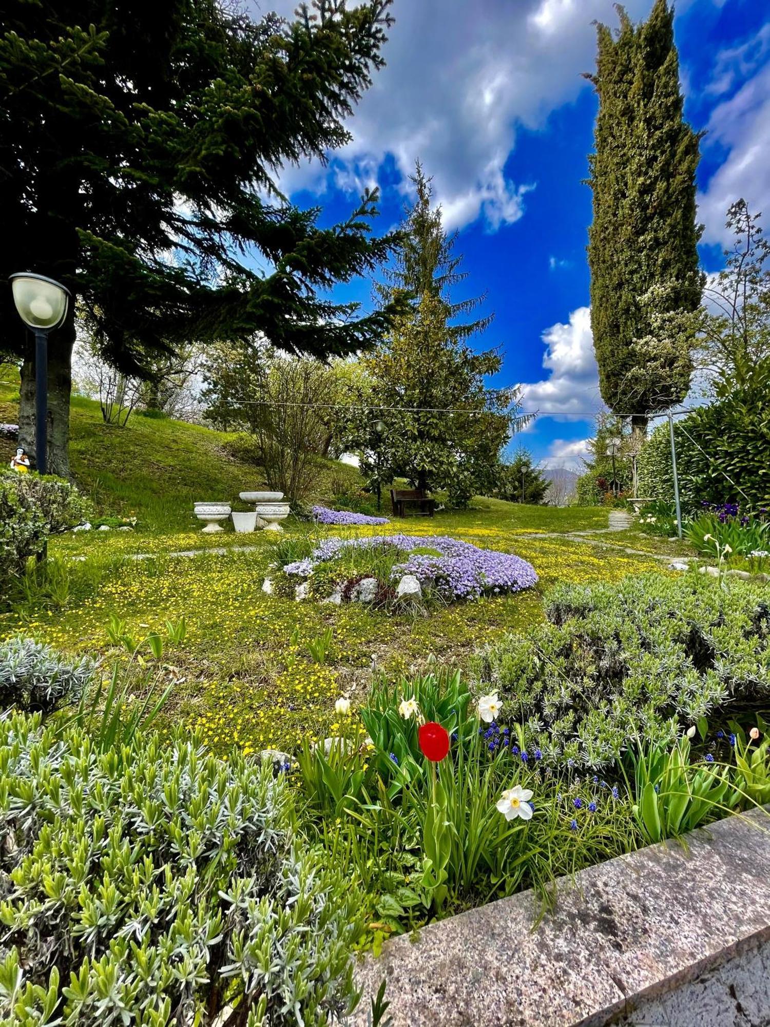 Mazzetti Country House-Vita In Campagna Con Giardino Vimignano-Chiesa Ngoại thất bức ảnh