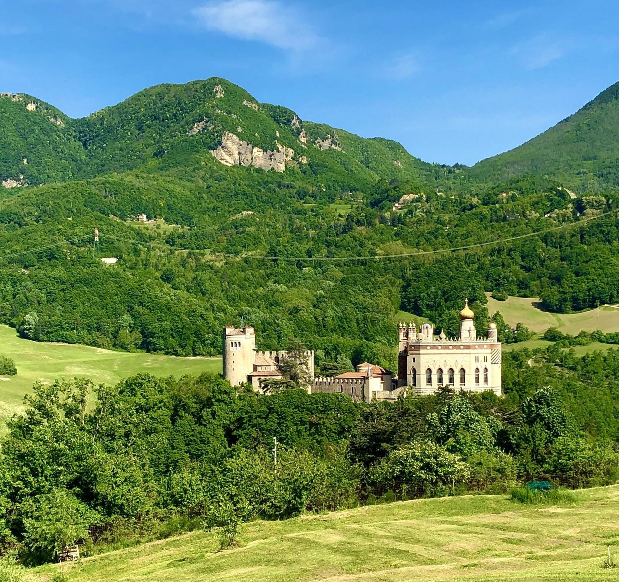 Mazzetti Country House-Vita In Campagna Con Giardino Vimignano-Chiesa Ngoại thất bức ảnh